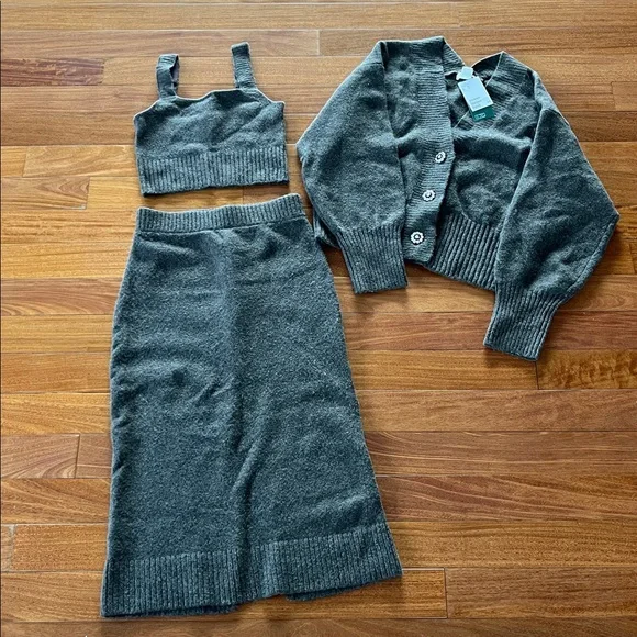 H&M 3 pc Skirt Top Sweater Set XS S - Picture 2 of 8